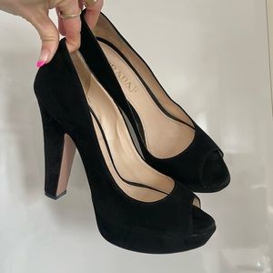 WORN ONCE Prada Suede Pumps
